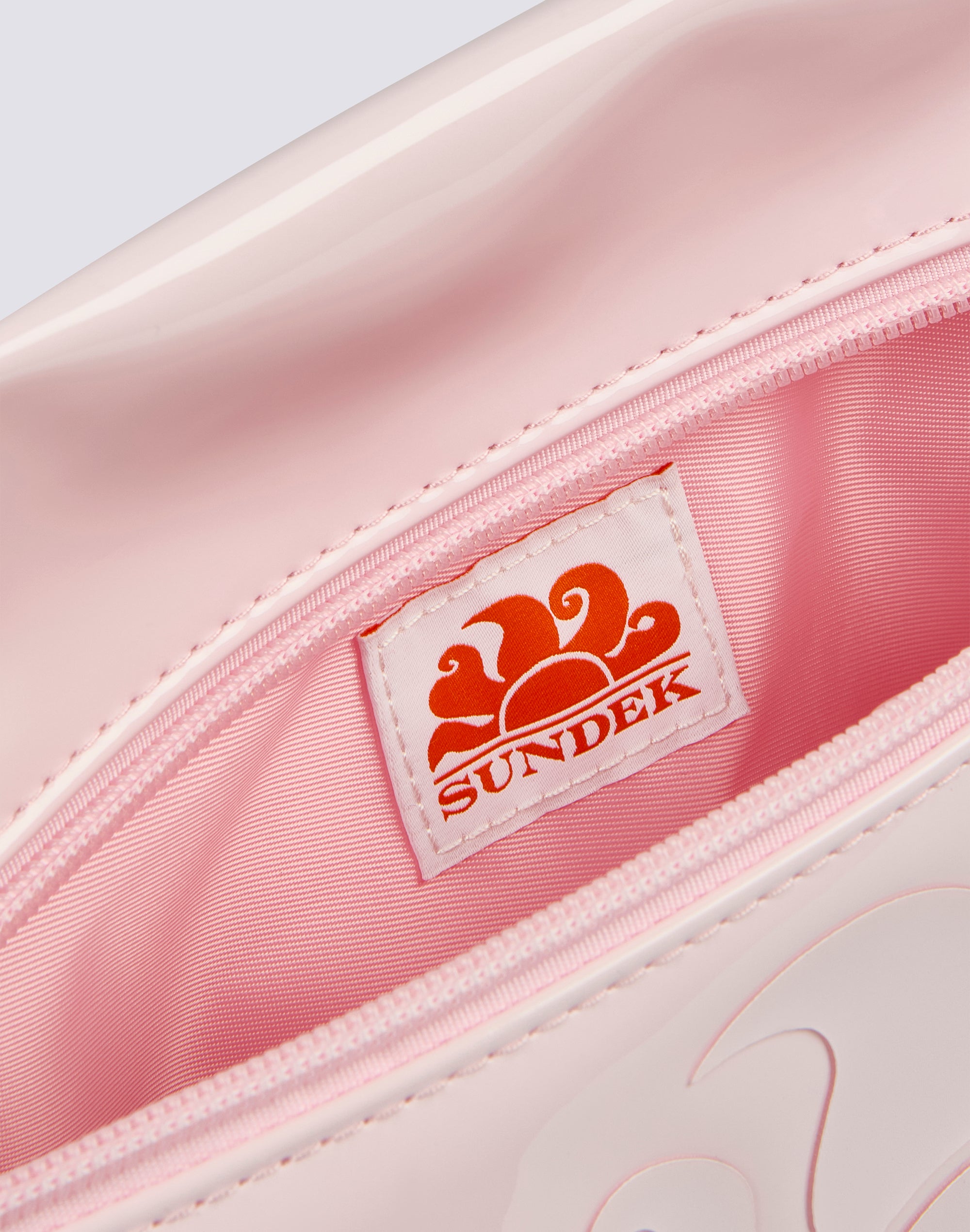 sundek-goldenwave-clutch-pochette-mare-impermeabile-con-moschettone-22x27 image 4