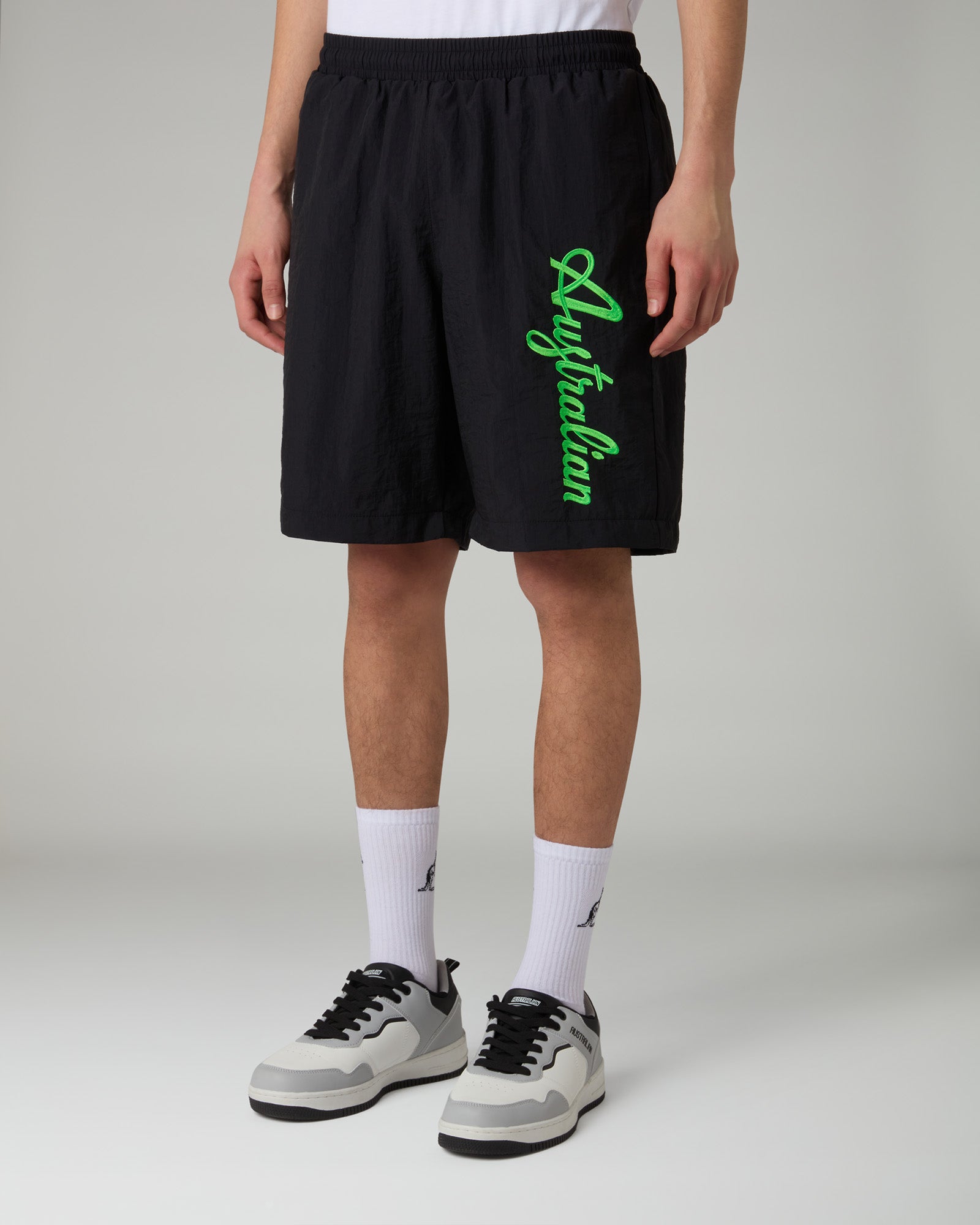 australian-embroidery-logo-short-short-mare-retr image 1