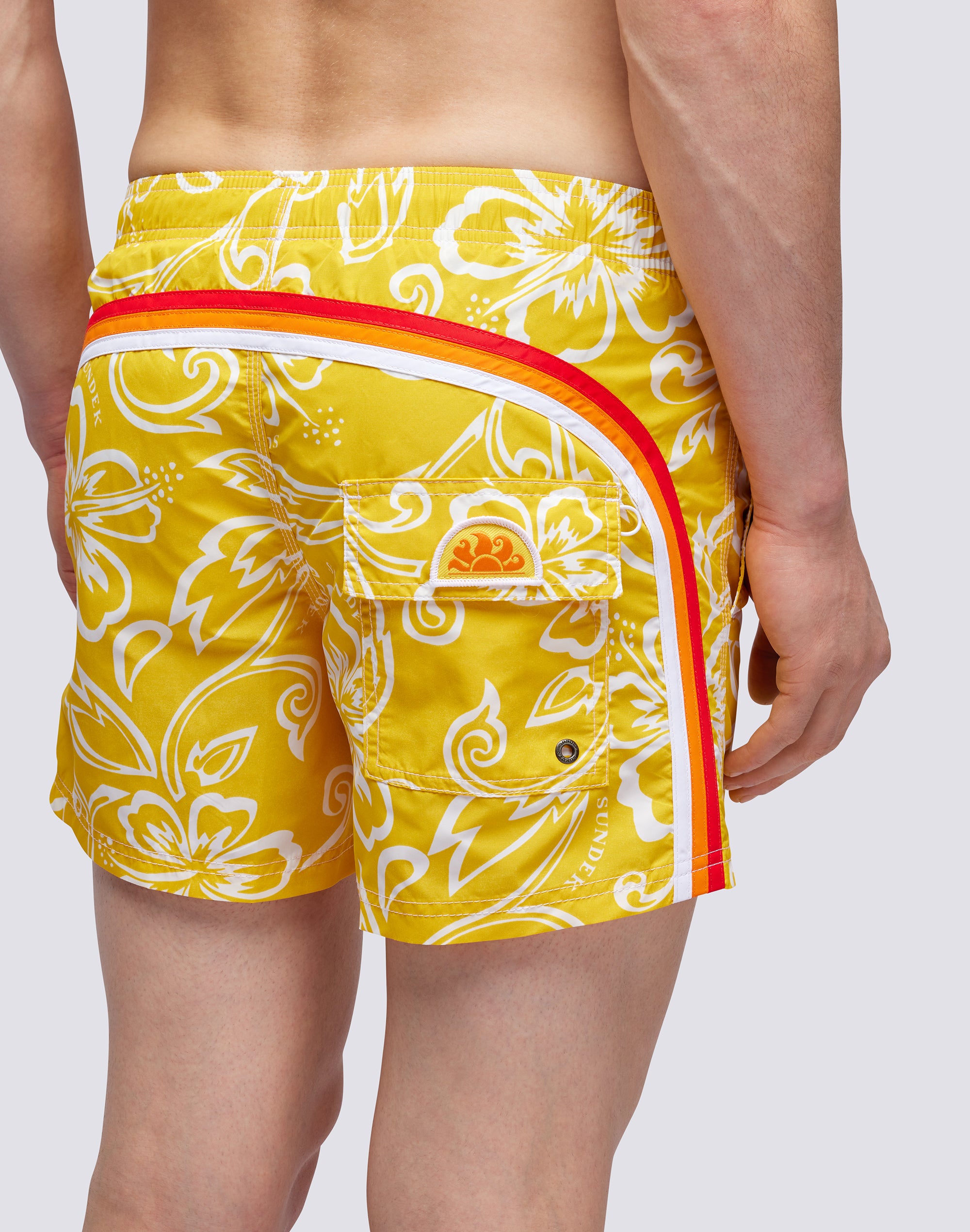 sundek-costume-uomo-corto-archive-hibiscus-sk23-nylon-taffeta-35-cm image 3