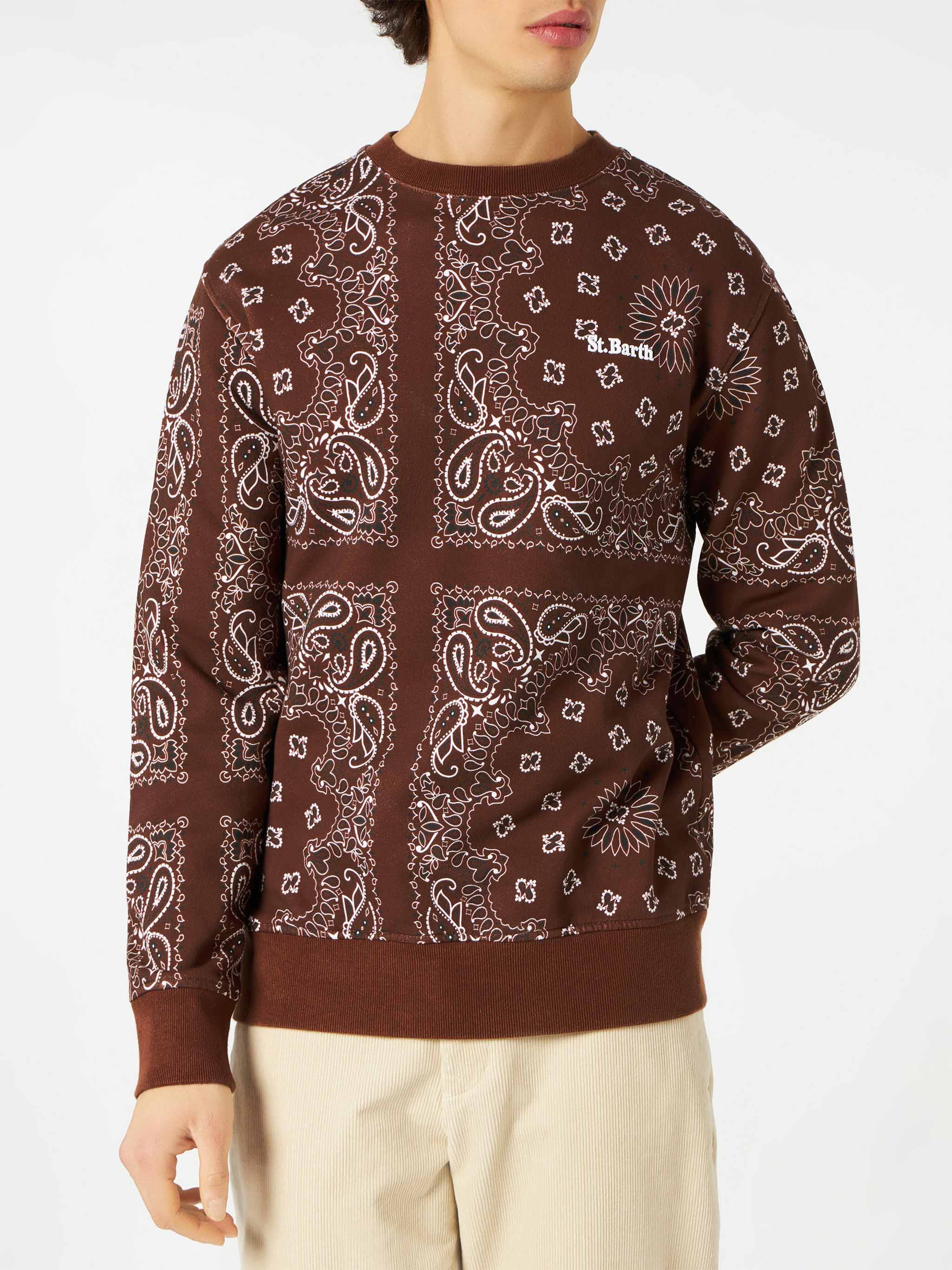 mc2-saint-barth-bris-bris001-felpa-girocollo-uomo-marrone-stampa-bandana image 1