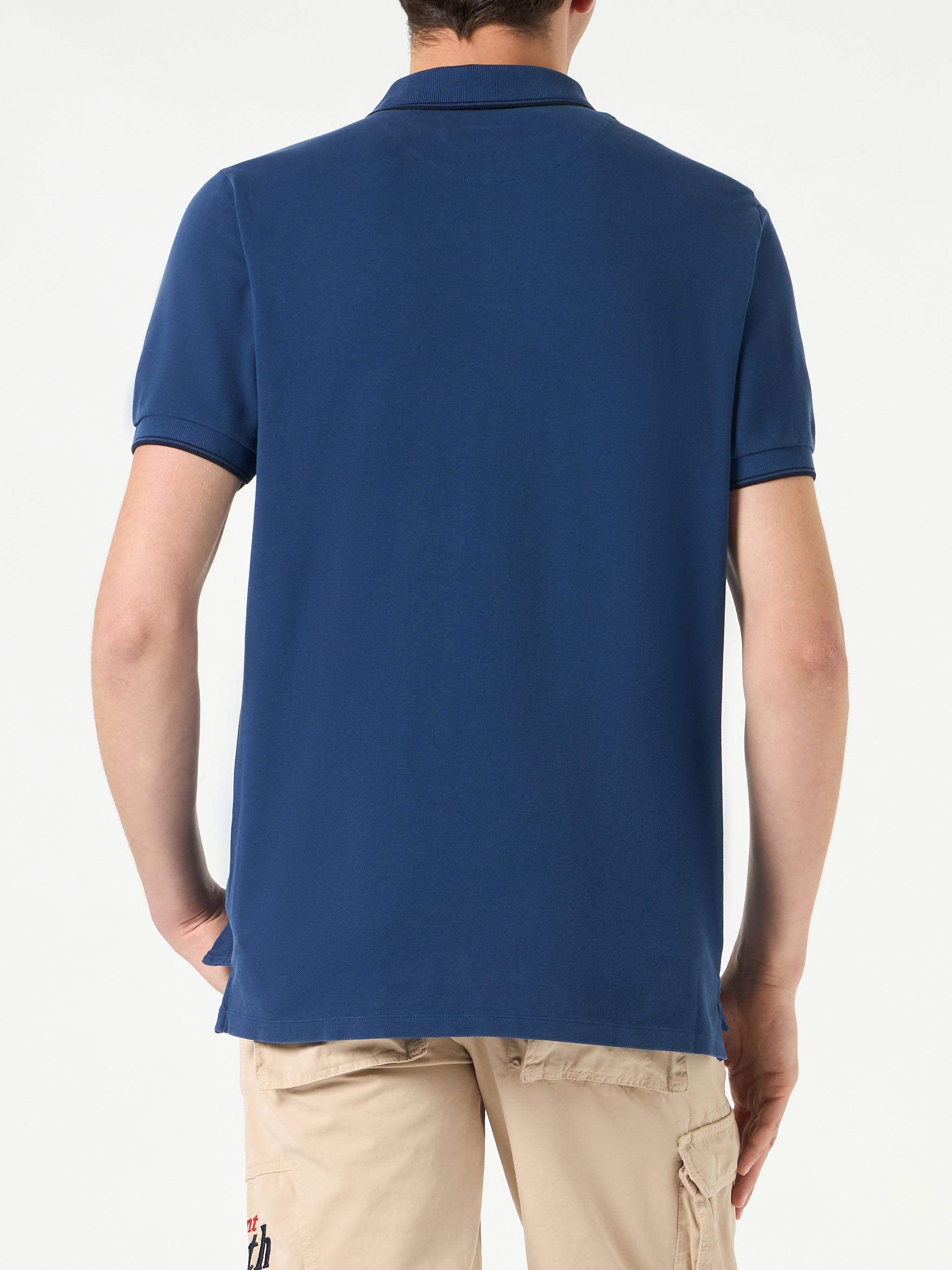 mc2-saint-barth-polo-uomo-blu-denim-in-piquet-di-cotone-con-logo image 3