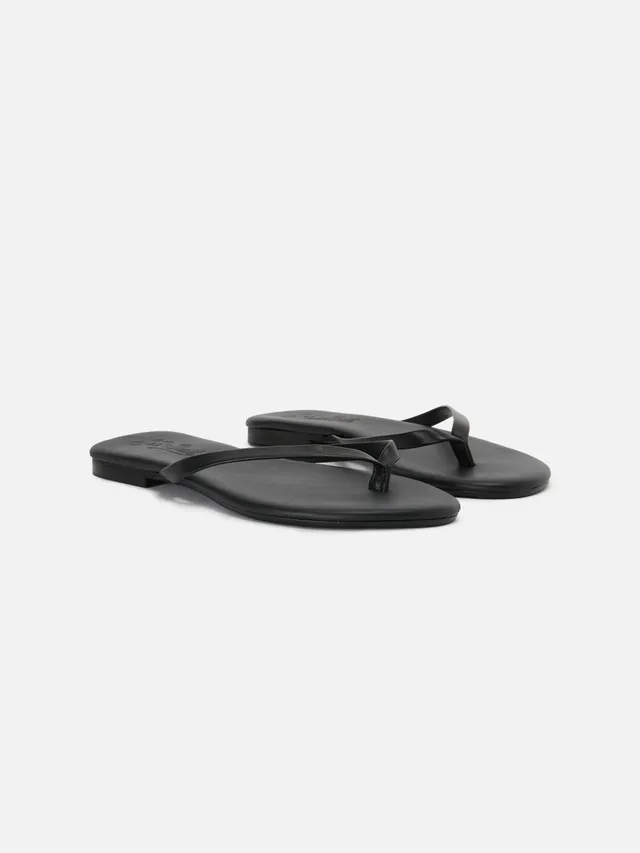 mc2-saint-barth-infradito-essentials-in-vera-pelle-nere image 1
