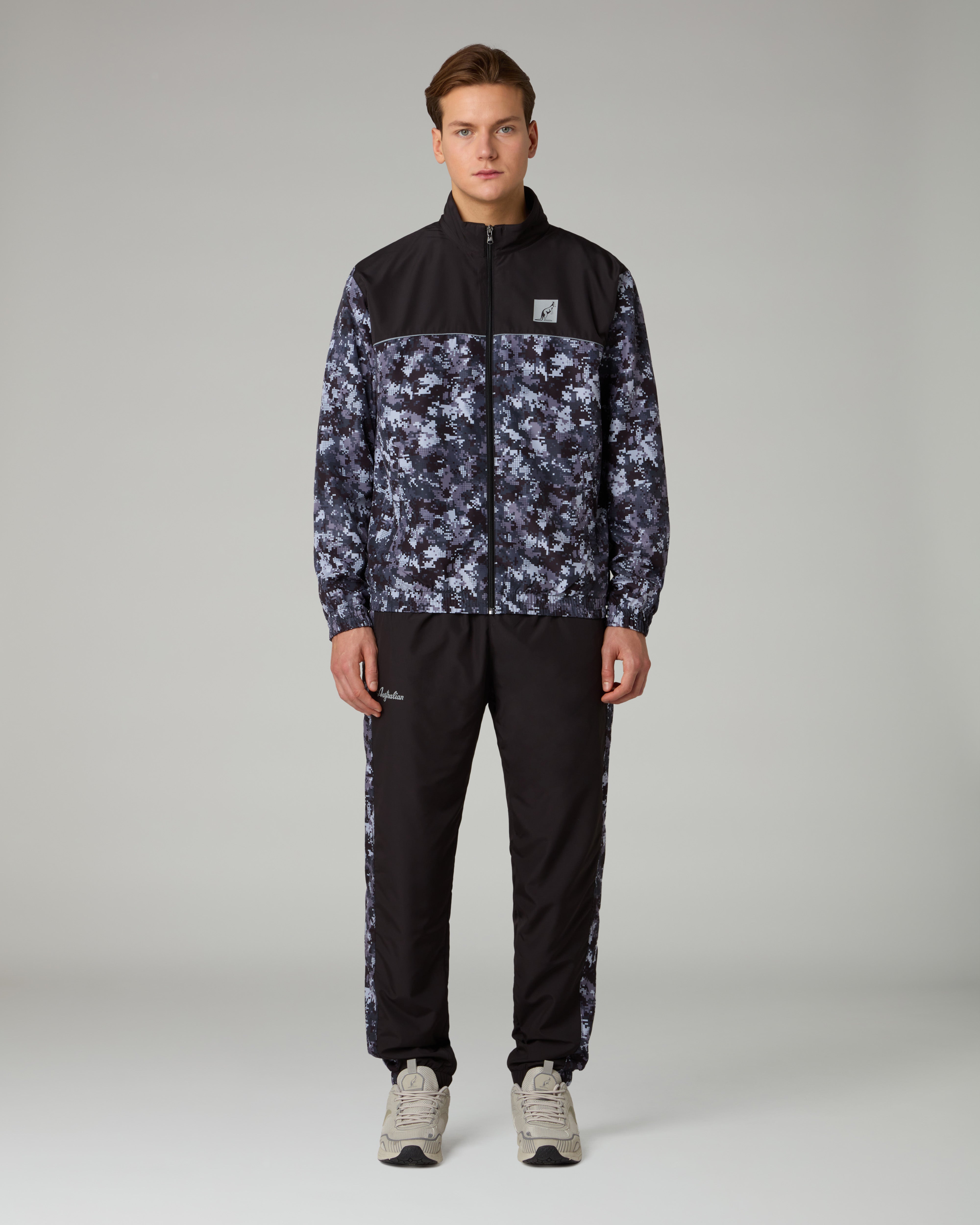 australian-digital-track-jacket-giacca-nera-water-resistant image 2