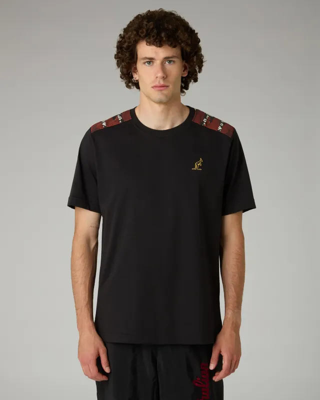 australian-arak-t-shirt-in-cotone-inserti-smash-sulle-spalle image 1