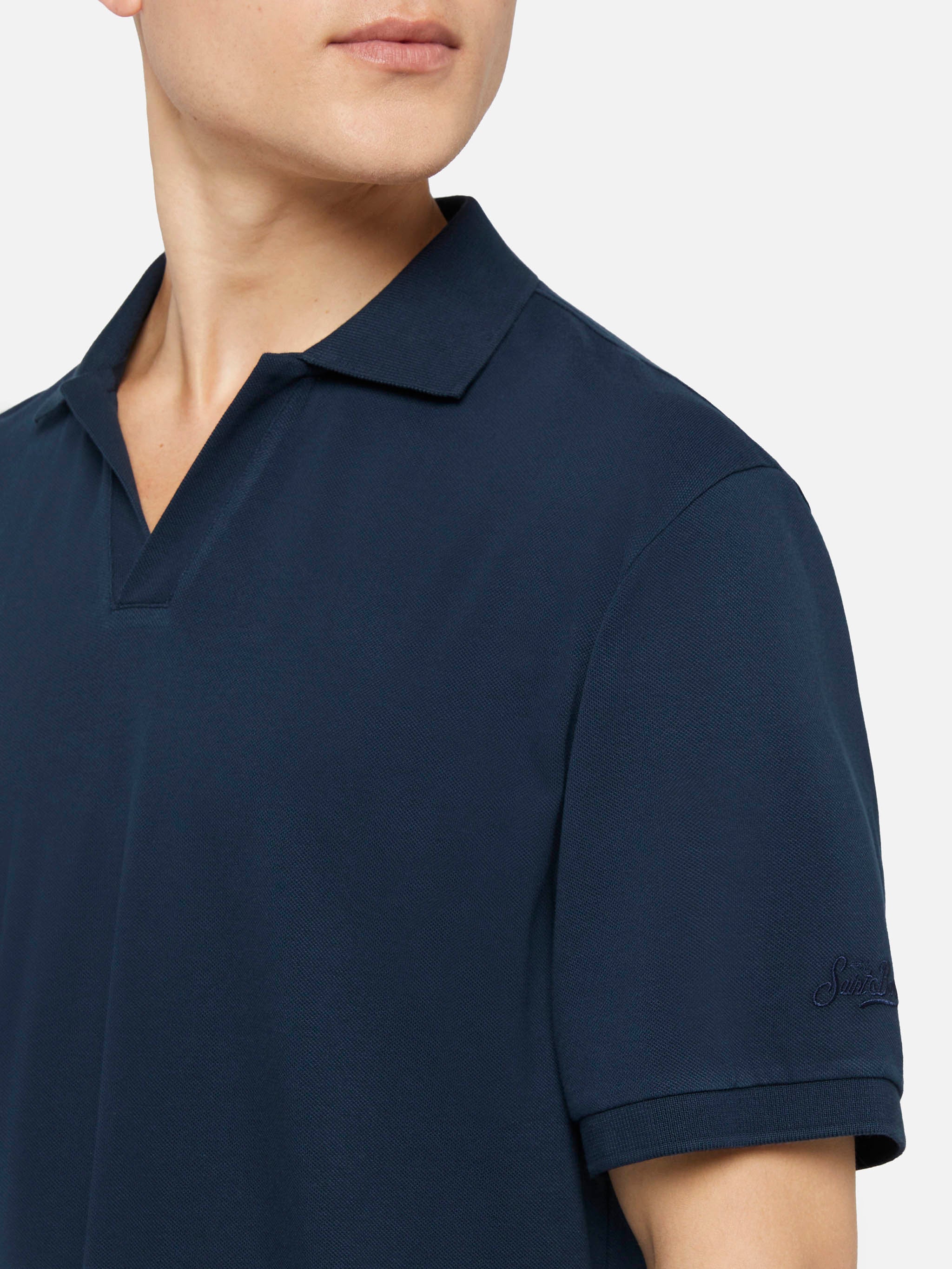 mc2-saint-barth-polo-charles-uomo-in-piquet-di-cotone-blu-navy-senza-bottoni image 2