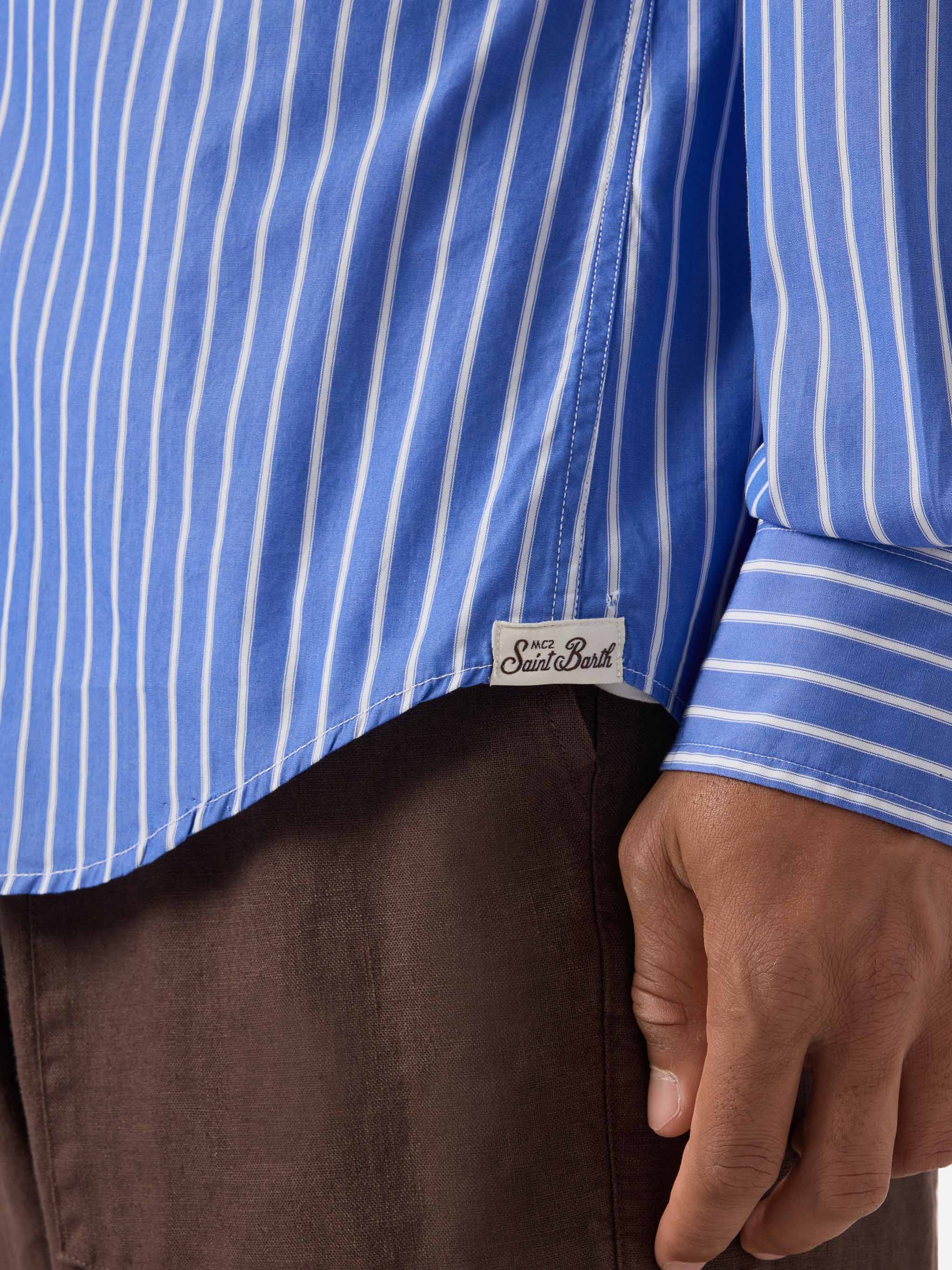 mc2-saint-barth-camicia-levanzo-uomo-cotone-rigata-blu-oversize image 4