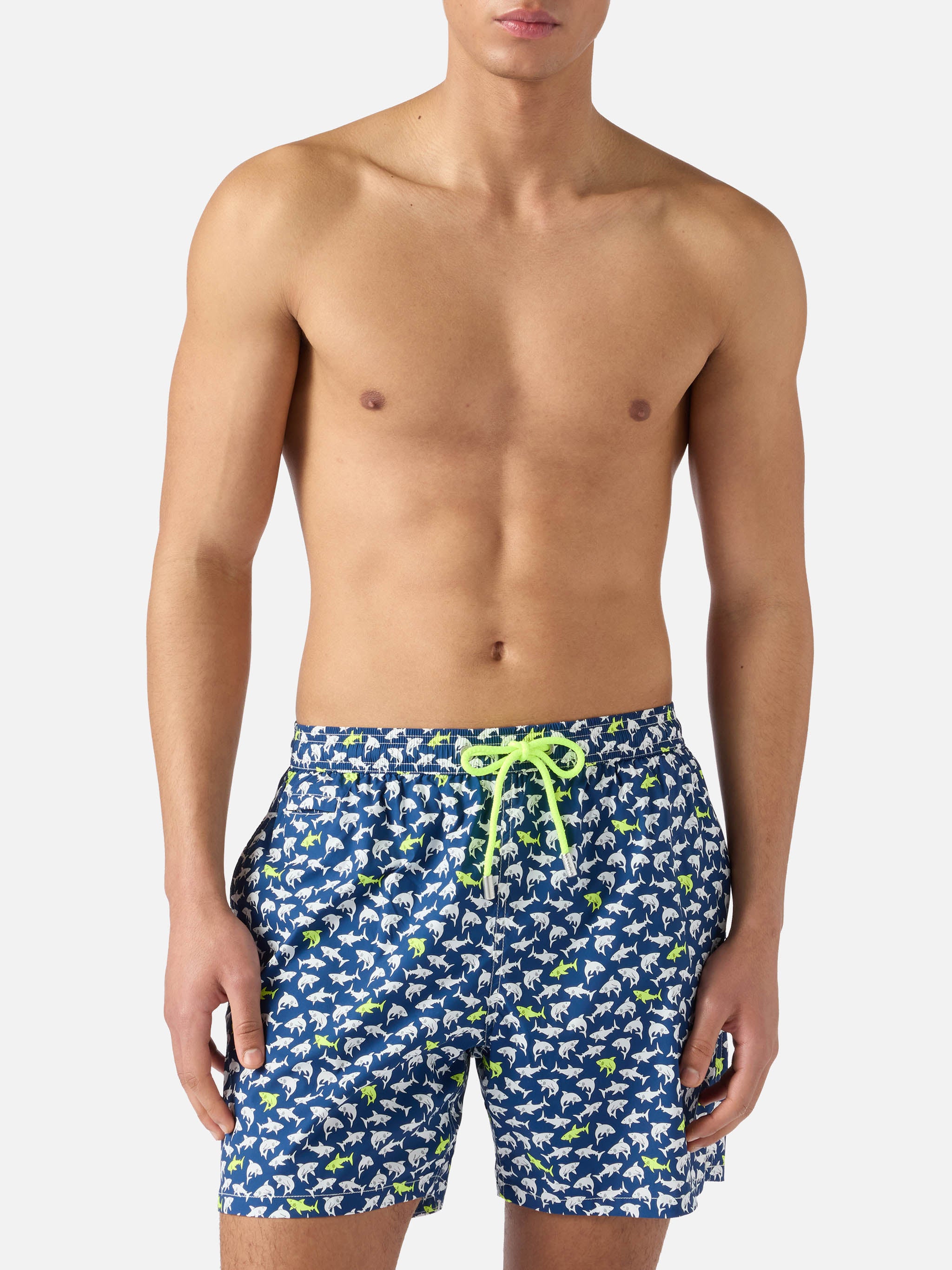 mc2-saint-barth-lighting-micro-costume-mare-uomo-blu-navy-con-stampa-squali image 3