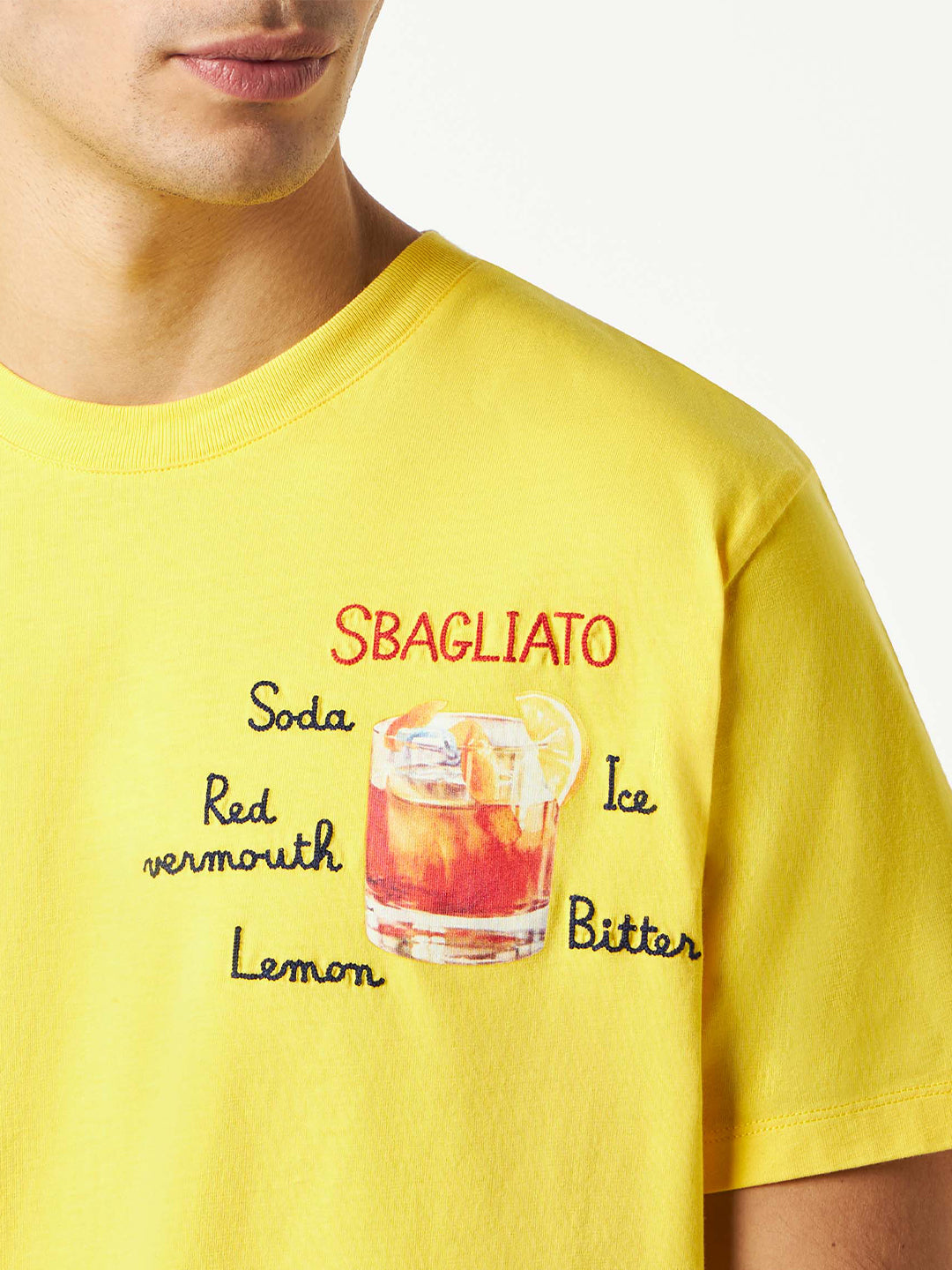 mc2-saint-barth-t-shirt-uomo-cotone-gialla-stampa-sbagliato image 2