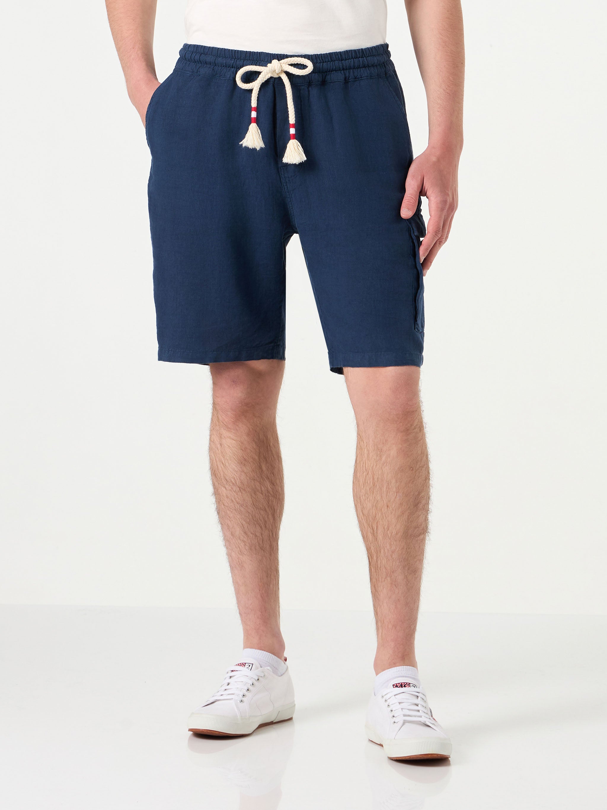 mc2-saint-barth-bermuda-uomo-in-lino-blu-navy-tinta-unita image 1
