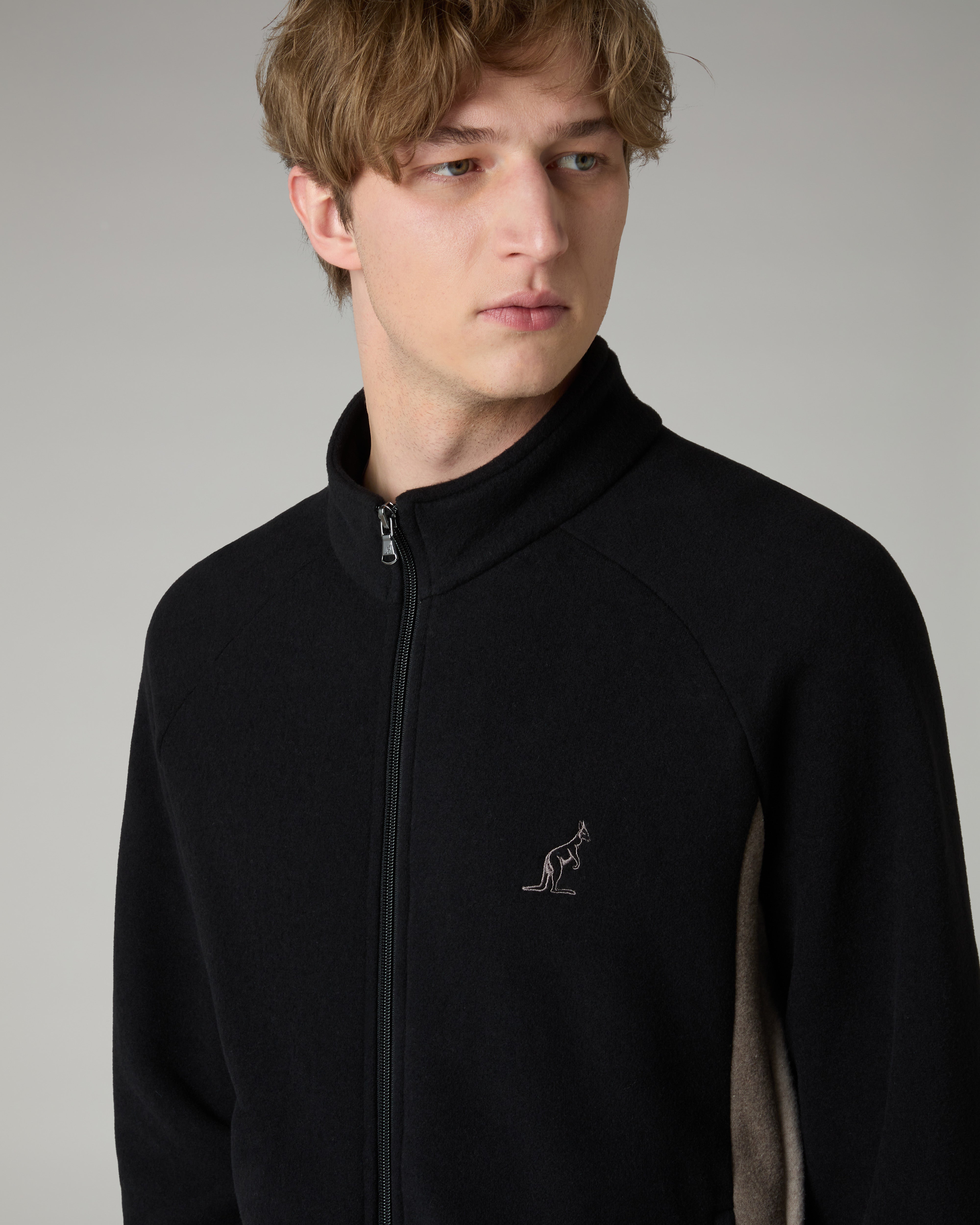 australian-legacy-tracksuit-tuta-in-softech-nero-made-in-italy image 4