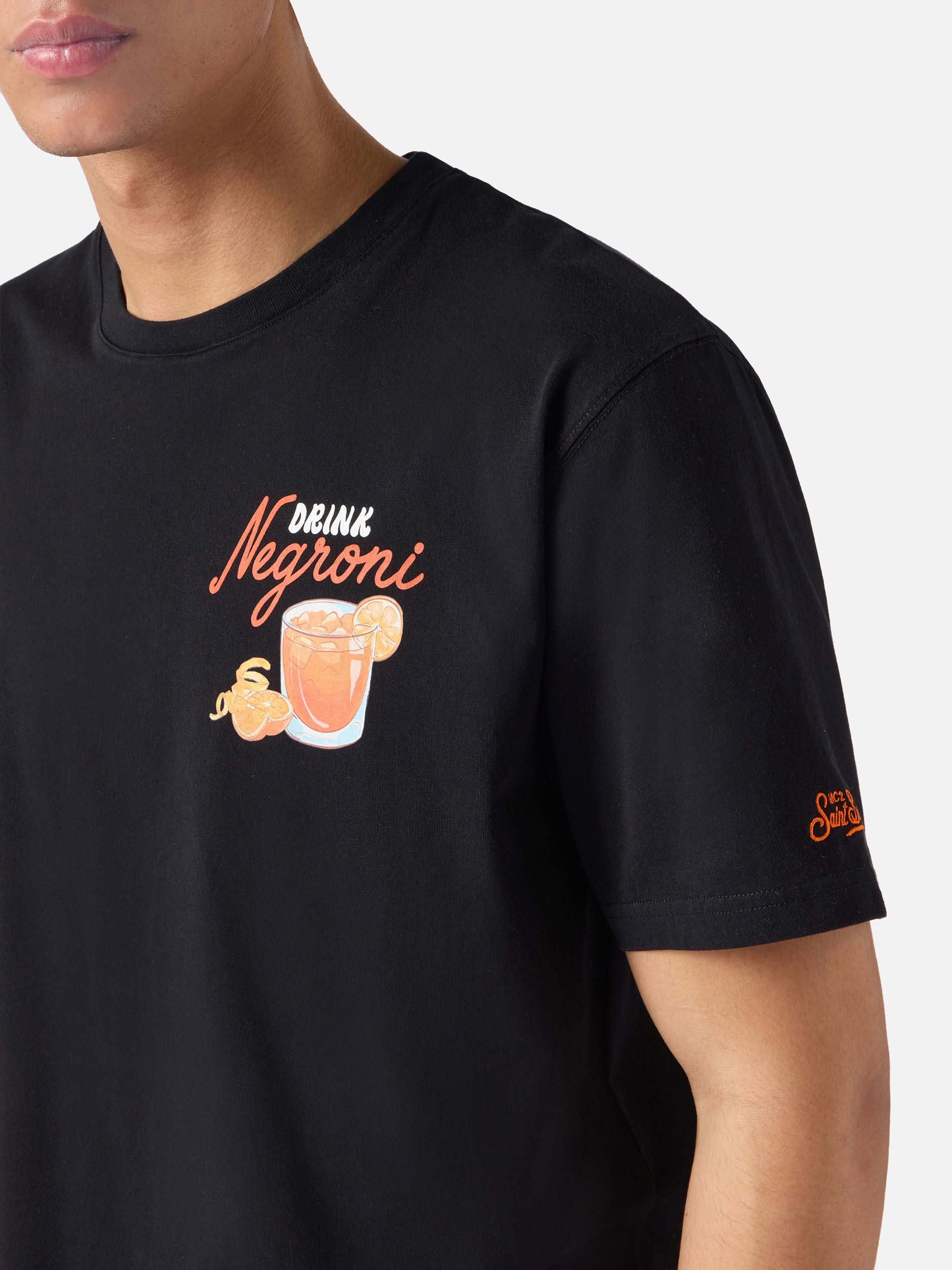t-shirt-portland-nera-con-illustrazione-negroni-drink-mc2-saint-barth image 2
