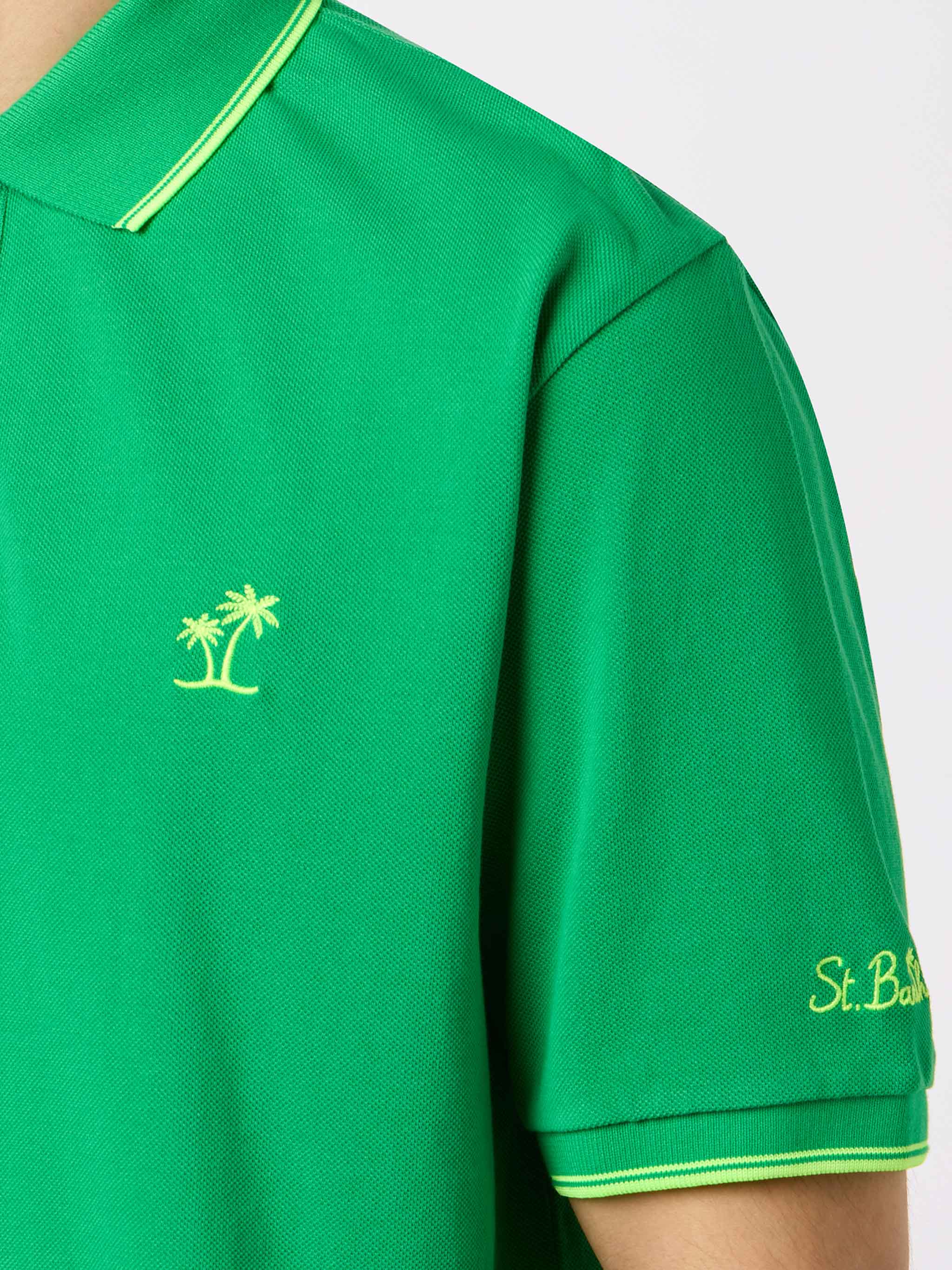mc2-saint-barth-beverly-hills-polo-verde-in-cotone-piqu-con-ricamo-palme image 2
