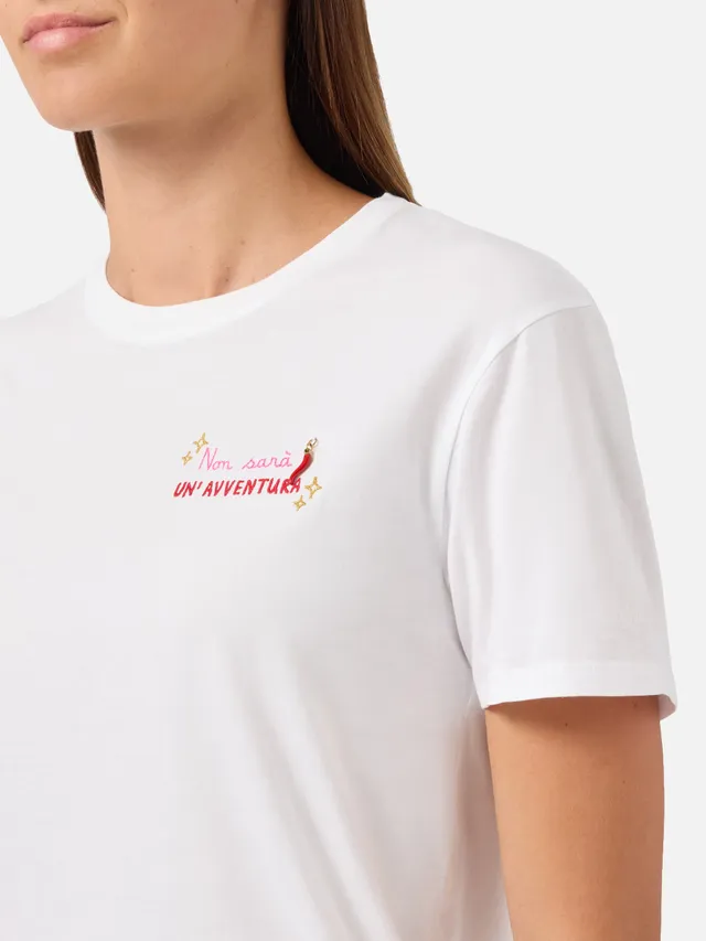 mc2-saint-barth-t-shirt-emilie-donna-bianca-ricamo-non-sar-un-avventura-con-char image 1