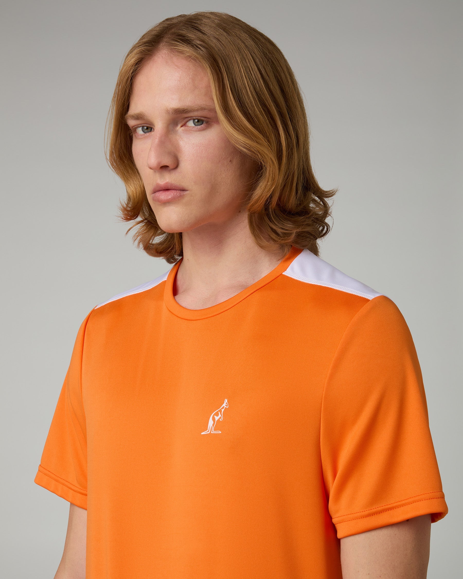 australian-court-t-shirt-arancio-acceso-in-tessuto-tecnico-ace image 4