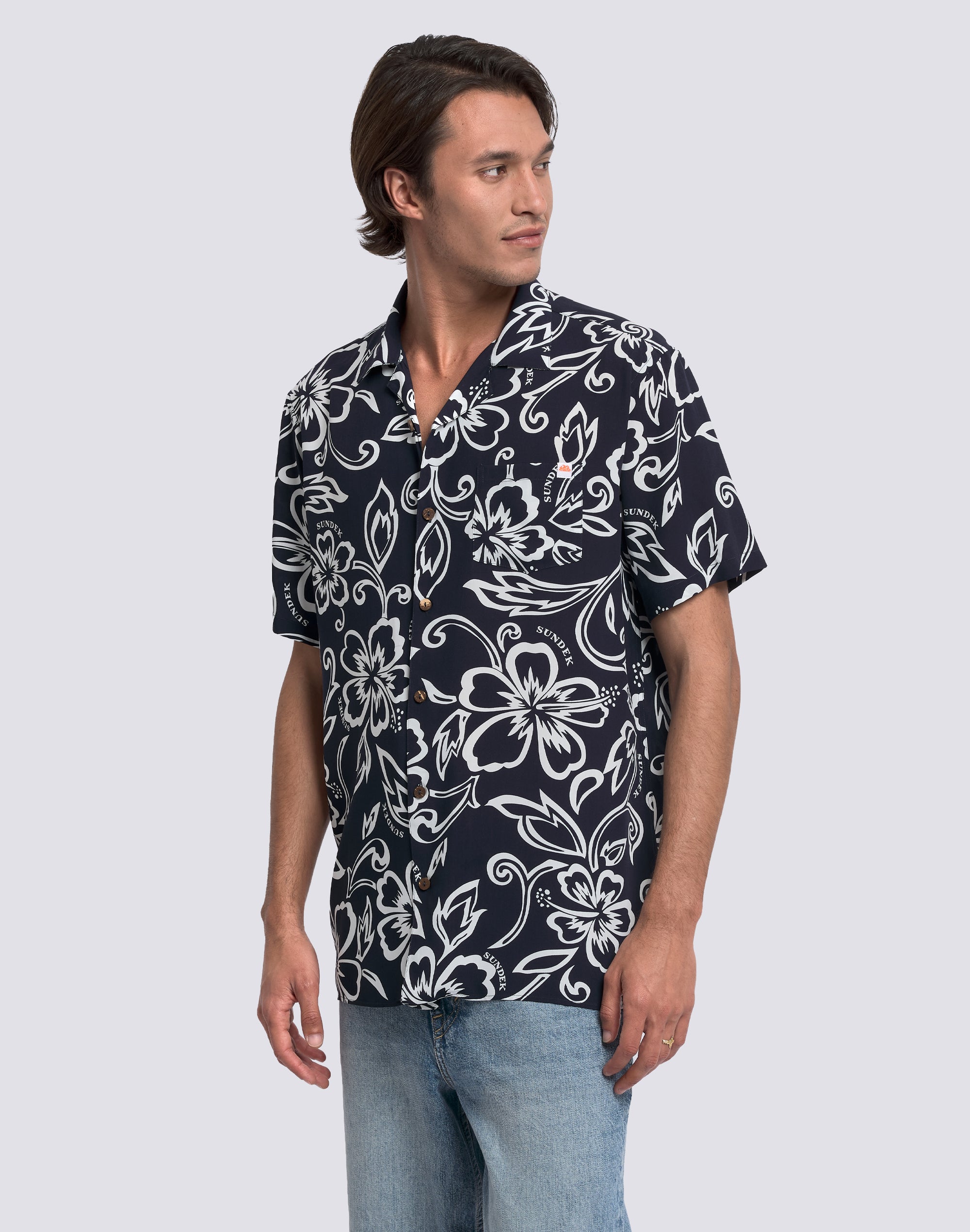 sundek-camicia-uomo-stampata-bowling-in-viscosa-popeline-maniche-corte image 4