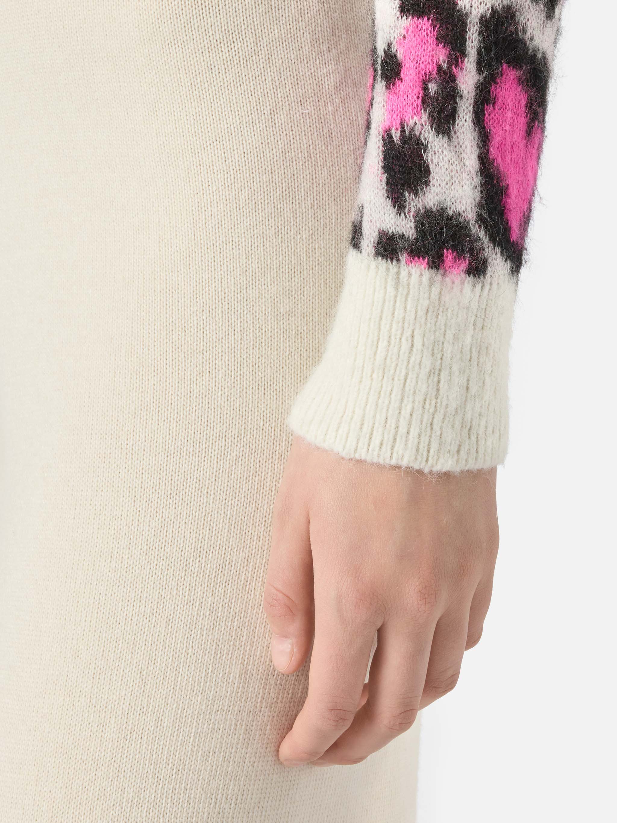 mc2-saint-barth-maglione-new-queen-girocollo-crop-con-intarsio-leopard-hearts-in image 4