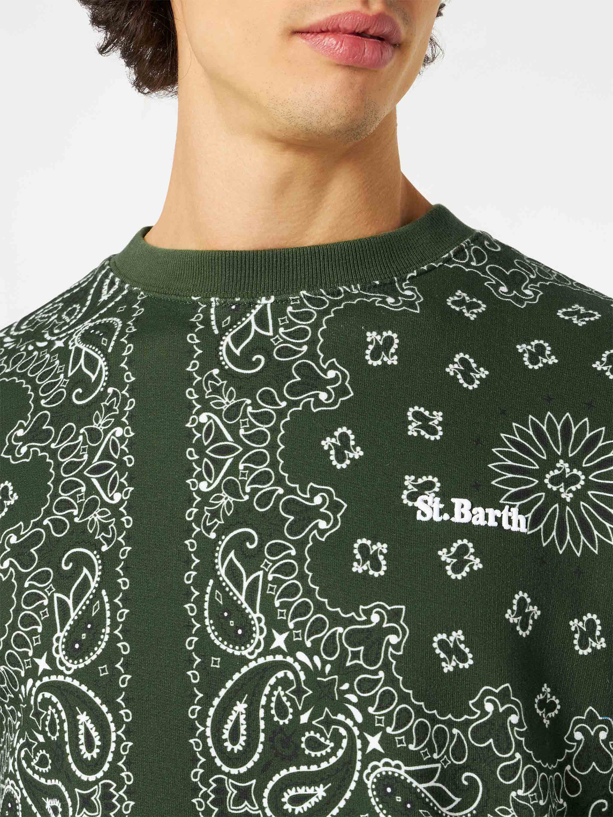 mc2-saint-barth-felpa-uomo-girocollo-verde-stampa-bandana image 2