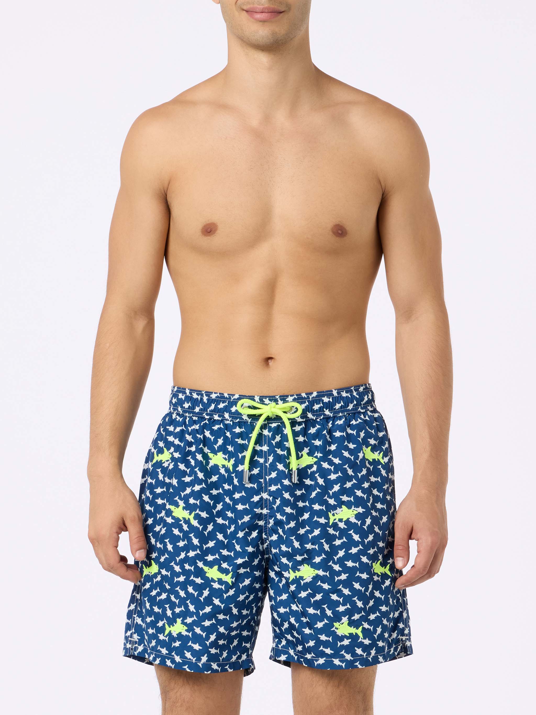 mc2-saint-barth-lighting-costume-mare-uomo-blu-ricamo-squali image 3