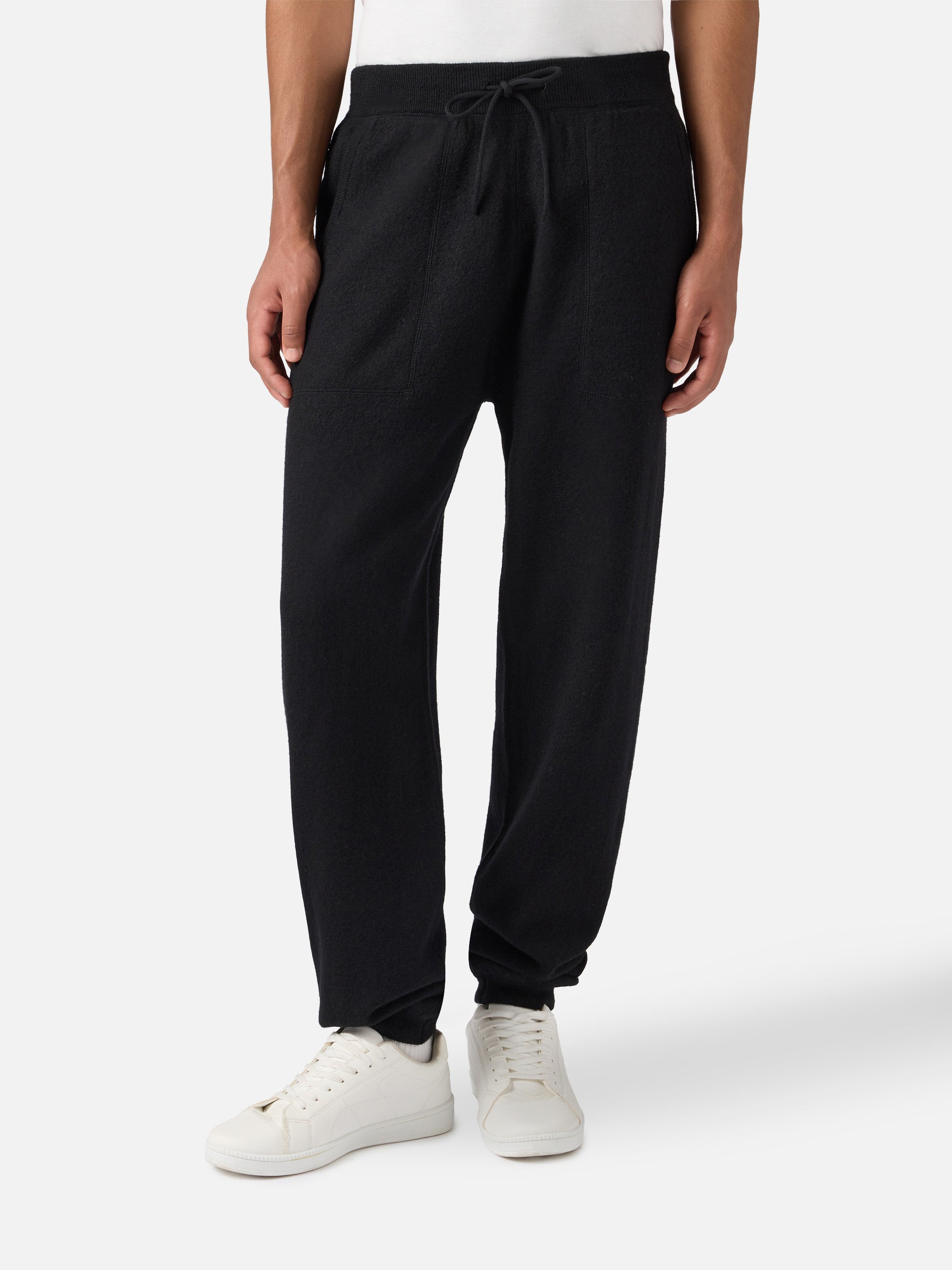 mc2-saint-barth-john-pantaloni-jogger-in-maglia-100-lana-merino-con-tasche image 1