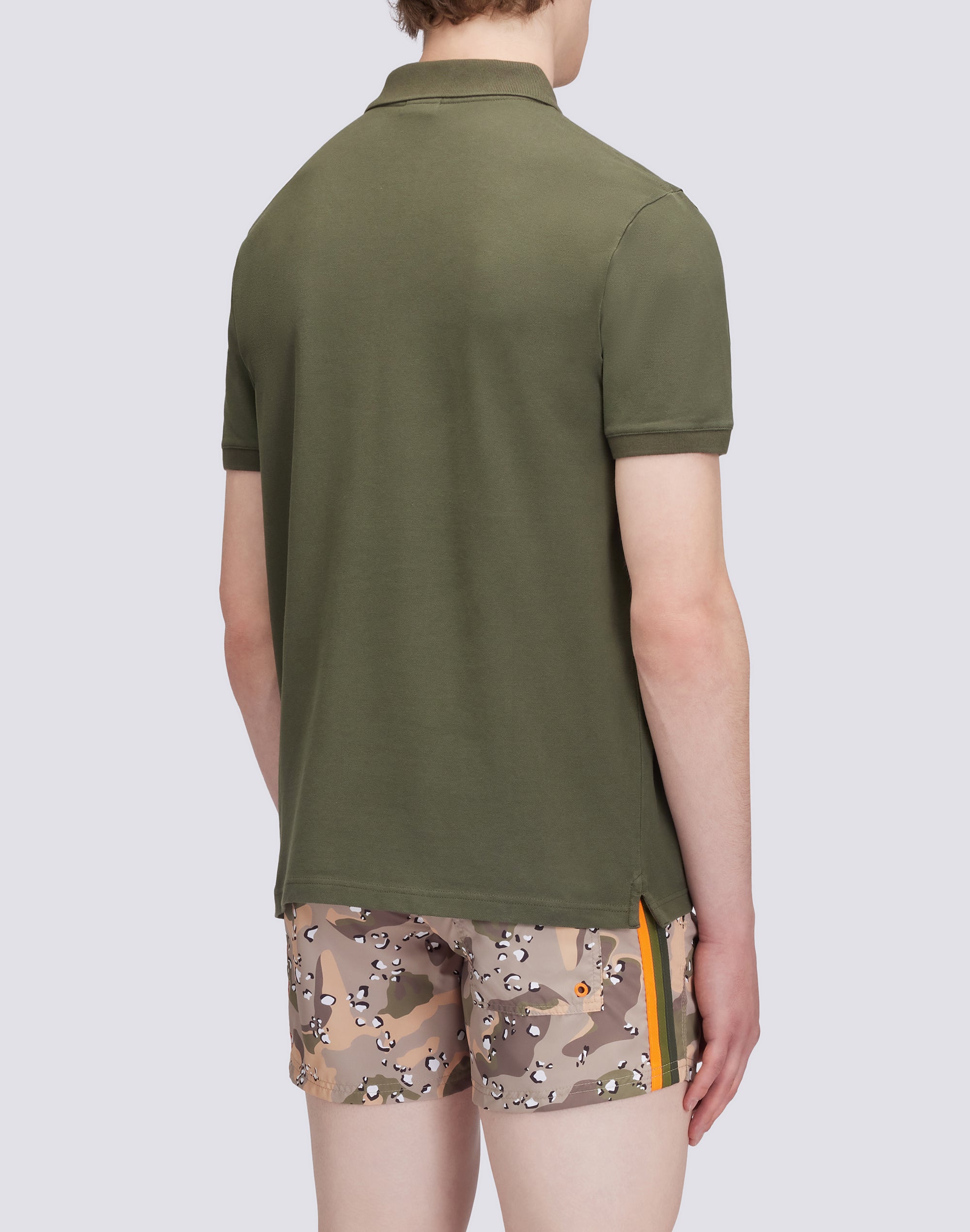 sundek-brice-polo-uomo-in-cotone-piquet-stretch-con-patch-arcobaleno image 3