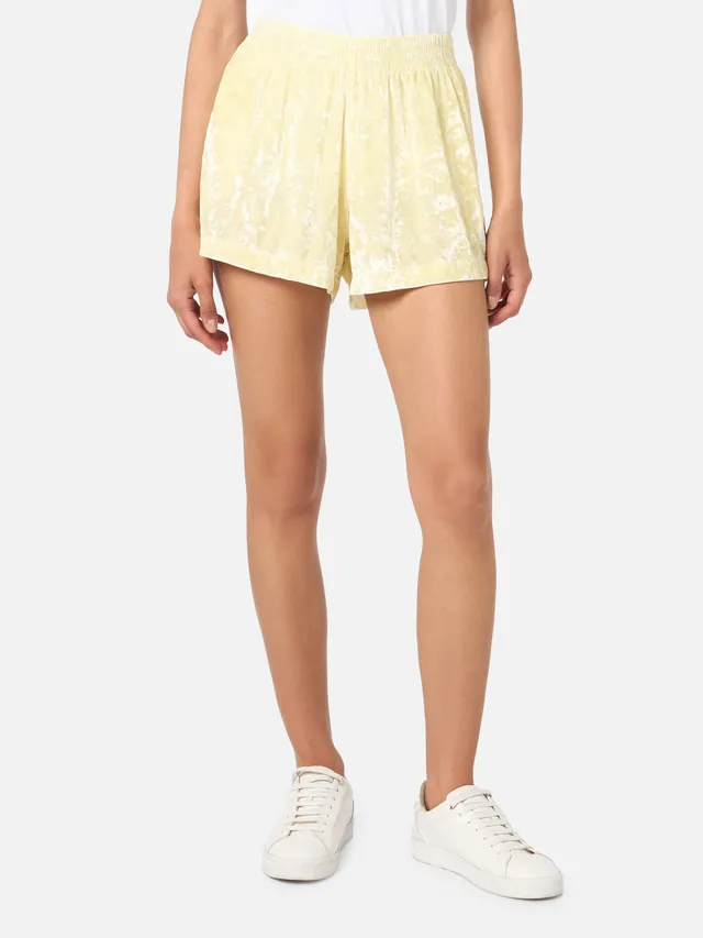 mc2-saint-barth-short-cate-donna-giallo-chiaro-in-ciniglia-pull-up image 1