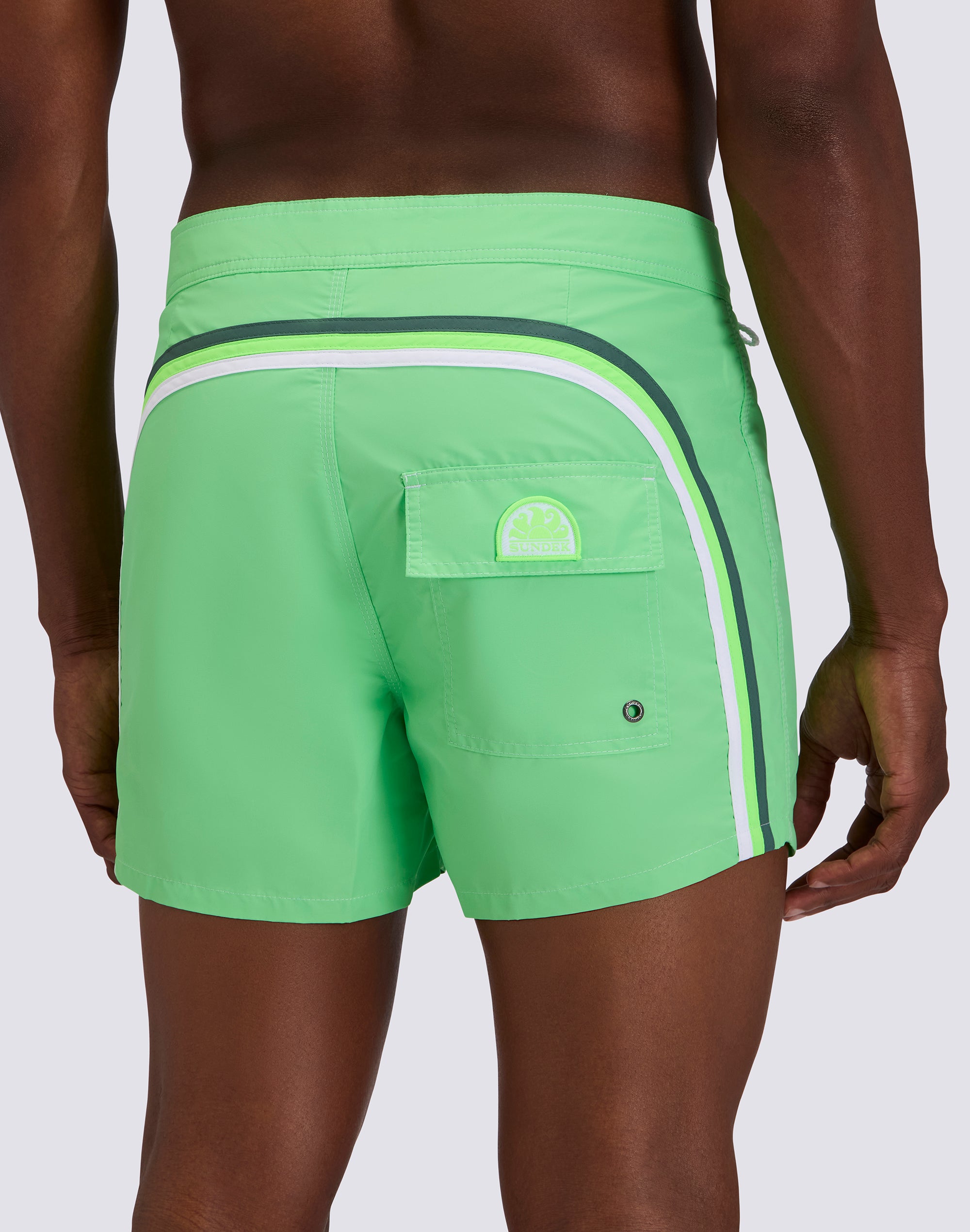 sundek-costume-boxer-uomo-corto-iconic-taffet-m502bdta100 image 3