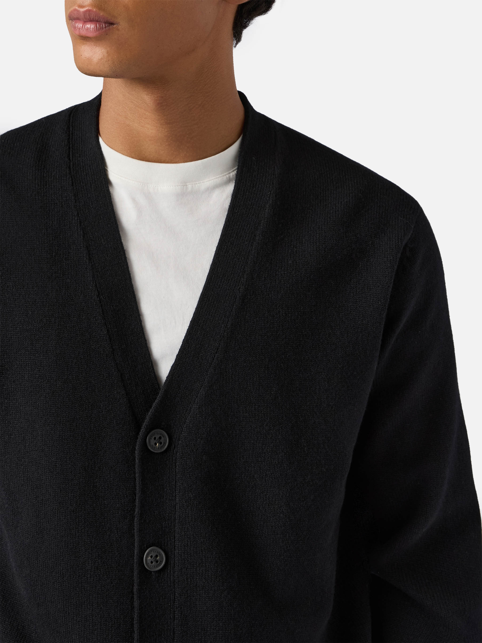 mc2-saint-barth-herrison-cardigan-uomo-in-pura-lana-nero image 2
