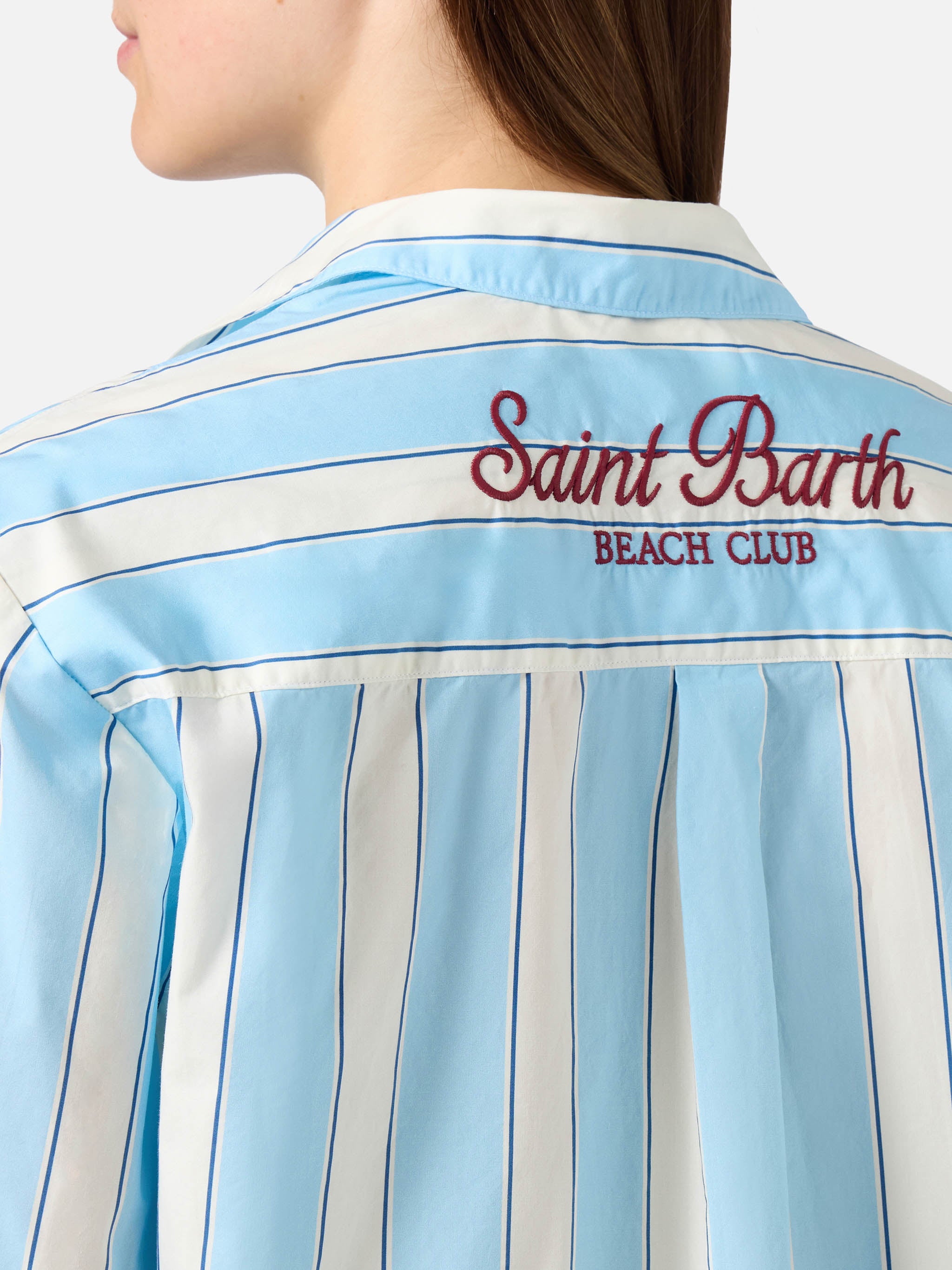 mc2-saint-barth-camicia-brigitte-donna-in-cotone-a-righe-azzurre-con-ricamo-spor image 2