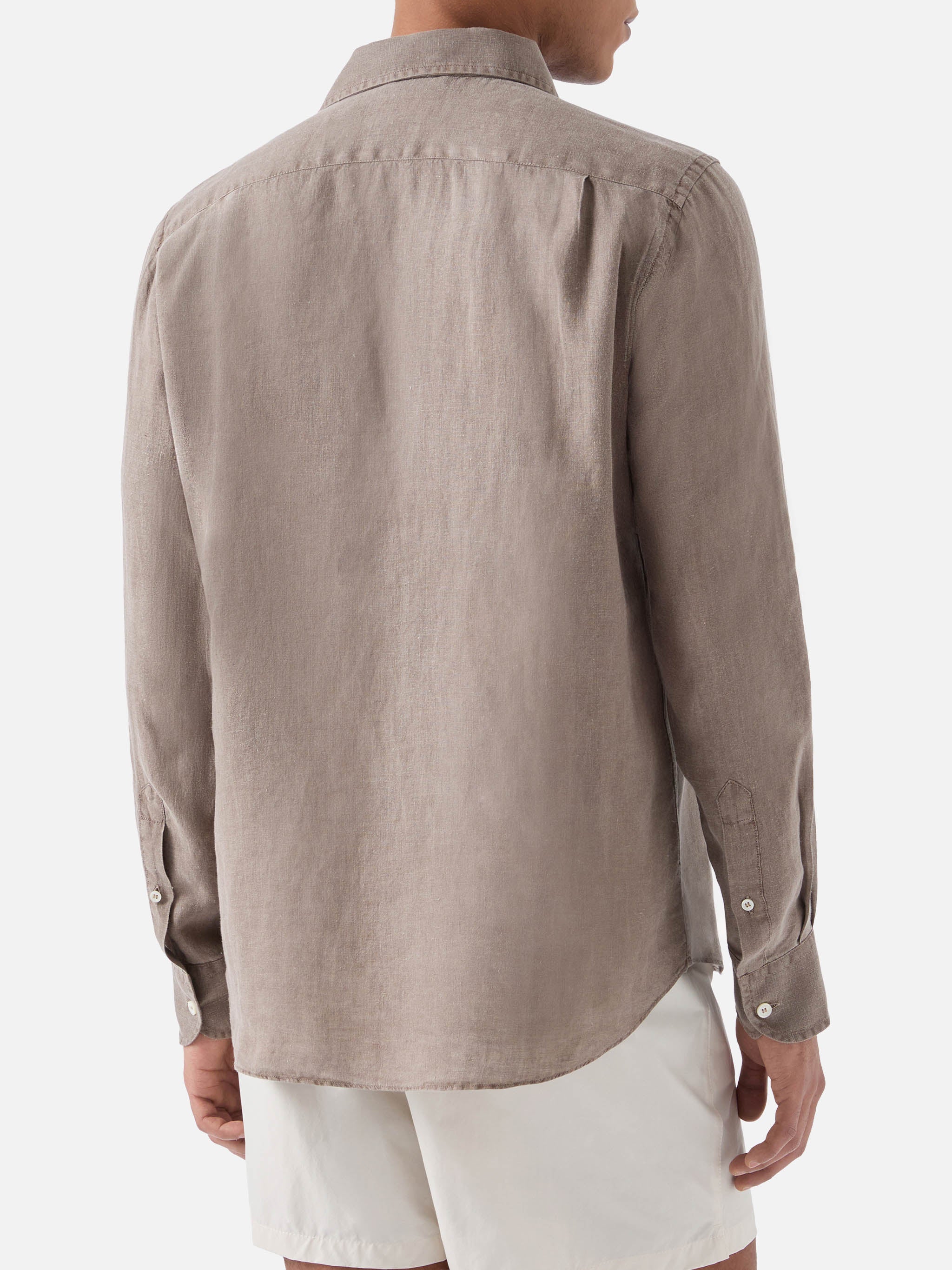 mc2-saint-barth-raphael-camicia-uomo-in-puro-lino-marrone-tintura-minerale image 3