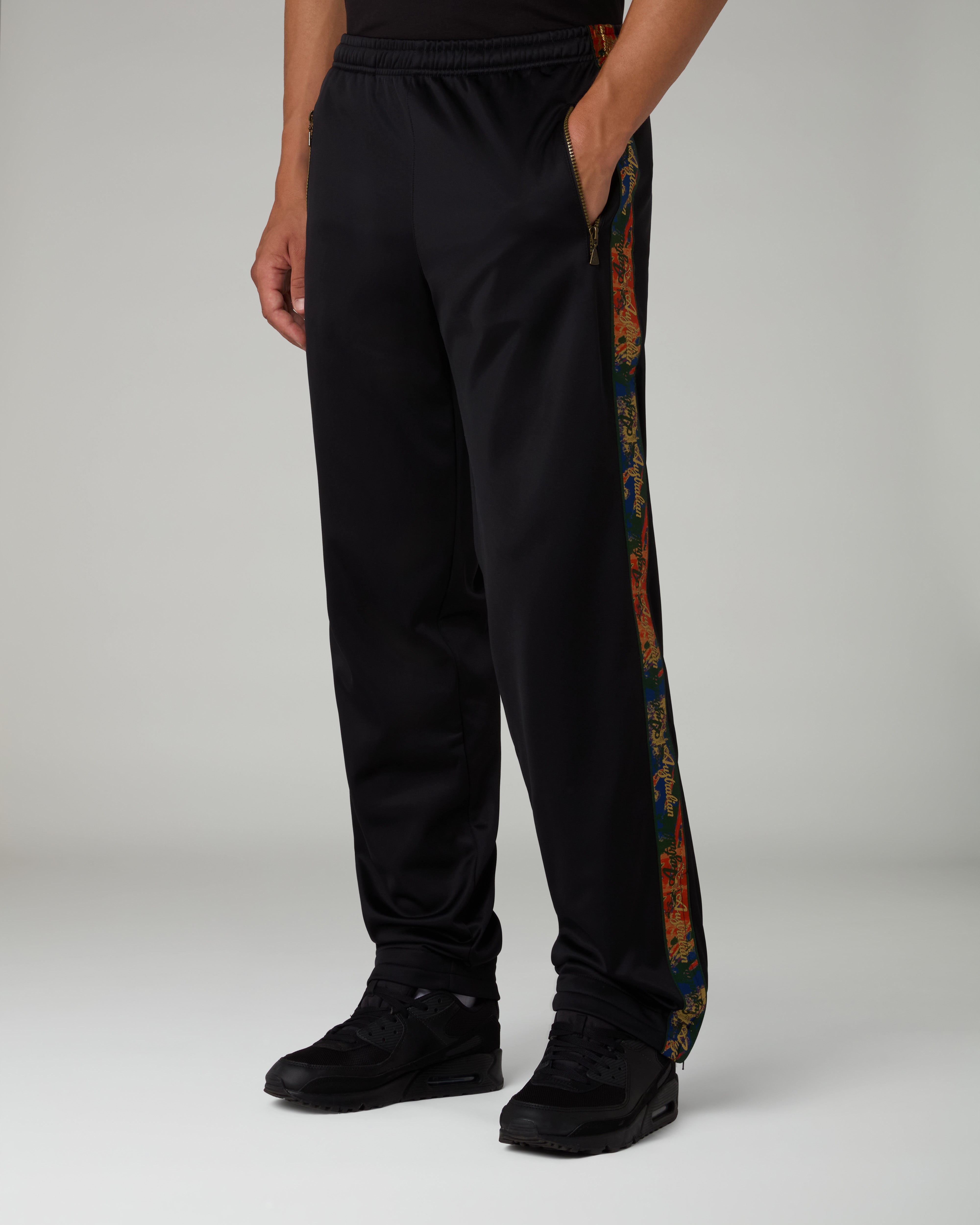australian-nebula-tape-track-pant-pantalone-tuta-nero-con-banda image 1