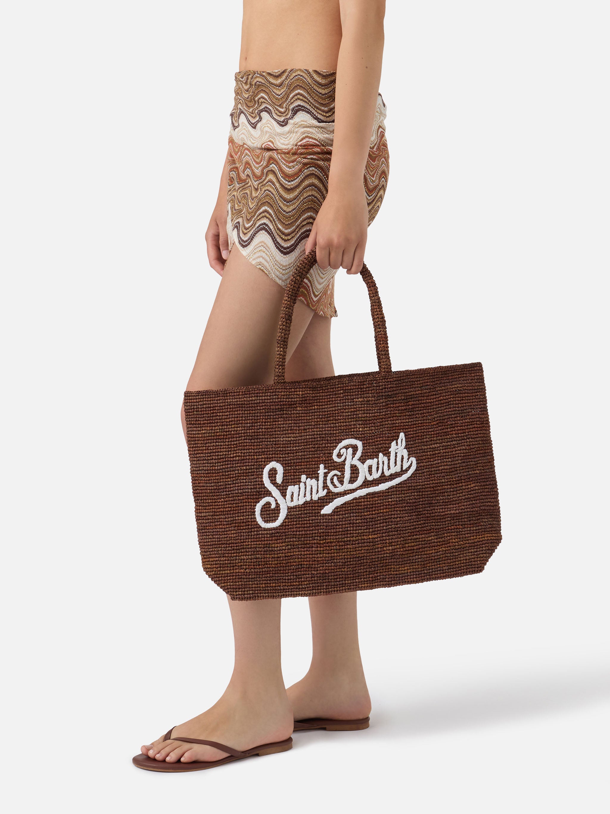 mc2-saint-barth-borsa-beach-in-raffia-marrone-con-logo-ricamato-a-contrasto-e-po image 2